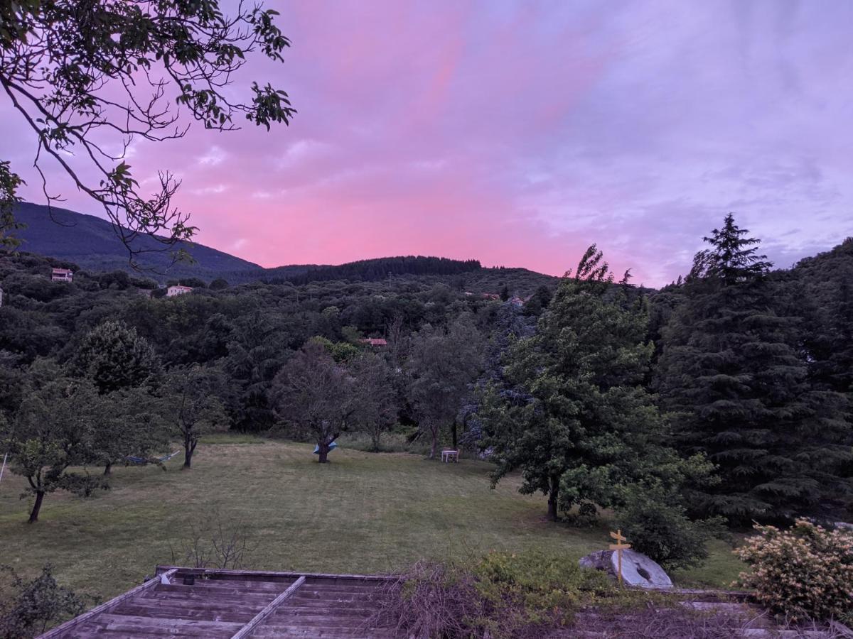 Bed and Breakfast Le Moulin D'Arcas. Premian Экстерьер фото