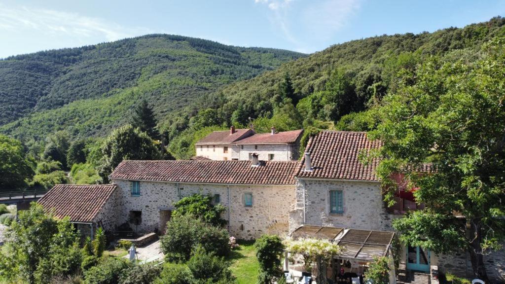 Bed and Breakfast Le Moulin D'Arcas. Premian Экстерьер фото